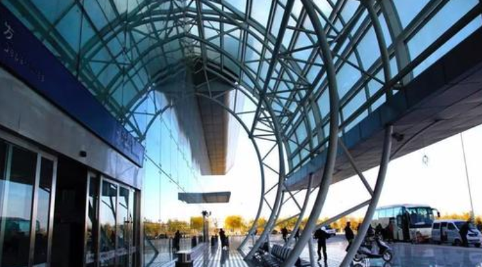 網架鋼結構自動焊接與手動焊接工藝的區別在哪里